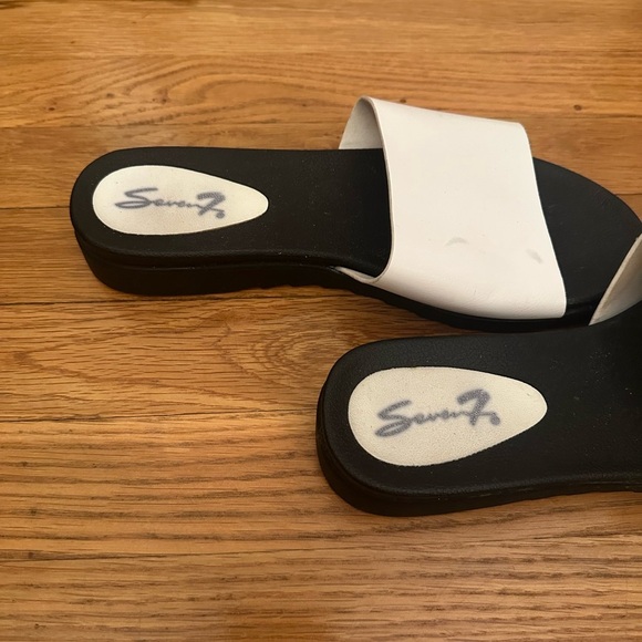 Seven7 Women's White Slide Sandals Size 9 - Picture 3 of 8